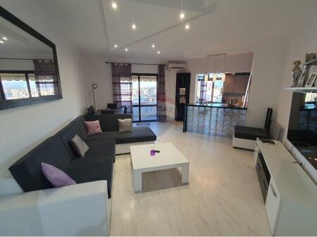 Apartment 3+1 for rent, Bill Clinton Street!