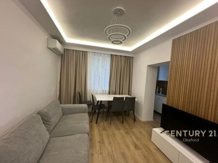 AFFITTASI APPARTAMENTO 2+1 PRESSO 21 DHJETORI!