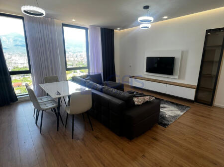 Super 1+1 apartment for rent at Bulevardi i Ri