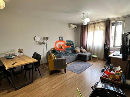 At 21 Dhjetori, Kontakt Complex Apartment 1+1 With Regular Floor Plan For Sale !!