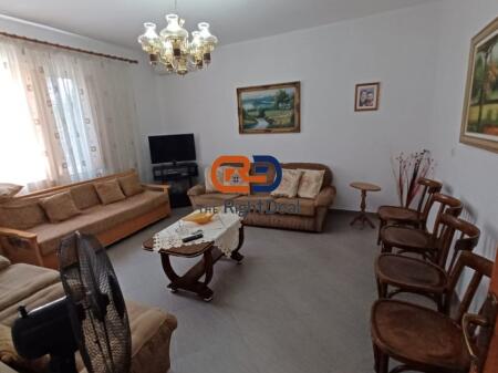Near the University Trauma Hospital, Private House Suitable for Business Activity for Rent!