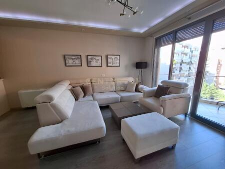 FOR RENT 2+1+2 APARTMENT WITH PARKING SPACE!