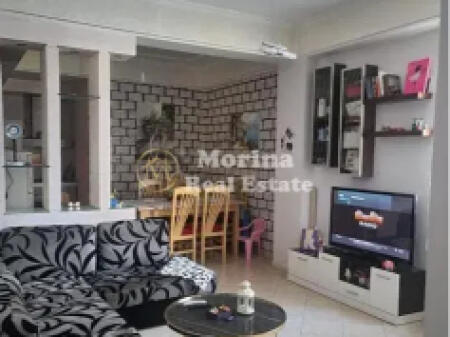 Affitto, Appartamento 2+1, Via Kavajes, 560 euro/mese