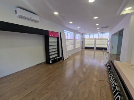 Business premises for rent in the center of Tirana.