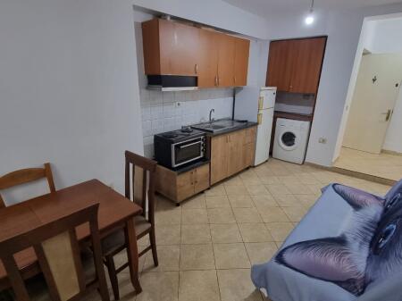 FOR RENT 1+1 APARTMENT IN 21 DHJETOR FOR ONLY 400 EURO