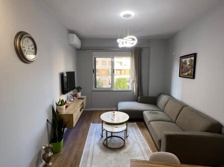 *🏢 Appartamento 1+1 in vendita – Astir, Centro*