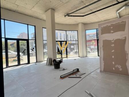 SHITET DYQAN 175 M2 TE KOMUNA E PARISIT 875.000 EURO