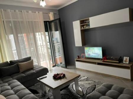 For rent 1+1 at green city for 550€