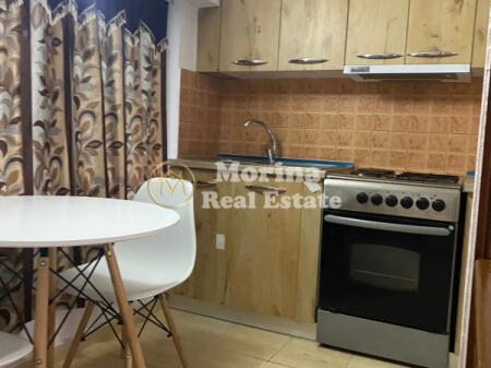 Qera, Apartament 1+1, 5 Maj, 350 euro/muaj
