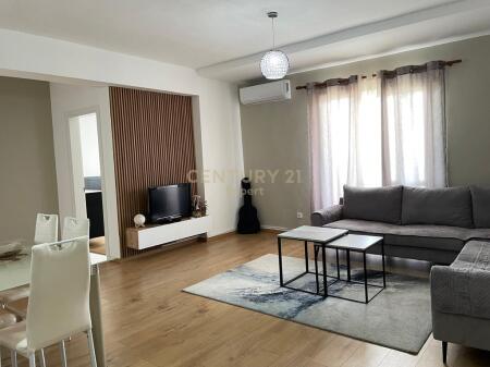 🏙️ 2-Bedroom Apartment for Rent – Near Zogu i Zi
