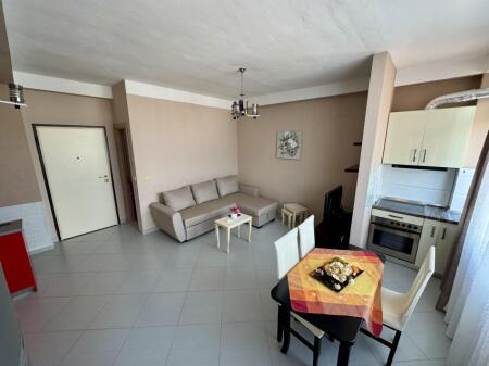 Affittasi appartamento 1+1 adattato a 2+1 in via Siri Kodra, vicino a Selvise