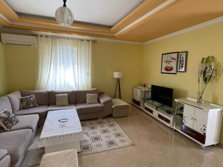 Apartament me qera 3+1+parkim Kamez