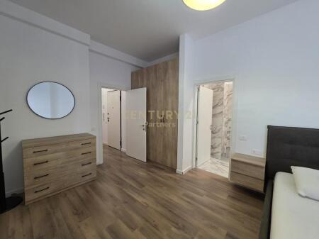 Apartament Modern 2+1+2 +Post parkimi tek Kompleksi Square 21