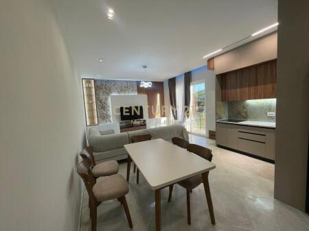 2-STOREY VILLA FOR RENT IN THE LONDON AREA