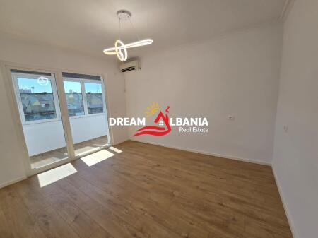 Apartment 2+1 for Sale on Bardhyl Street Main Road (ID 4129533)