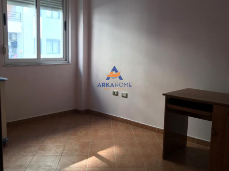 FOR SALE APARTMENT 4+1+BALCONY "PALLATET CABEJ, YZBERISHT" 170,000 EURO (NEGOTIABLE).