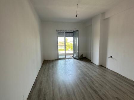 Apartament ne shitje 3+1+2+post parkimi