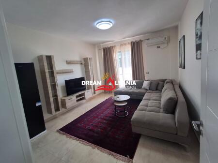 Jepet apartament me qera 2+1 afer Shkolles Rreze Drite Sauk Tirane ID (42115335)