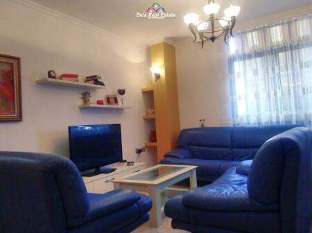 Apartament Me Qera 2+1 Ne Qender (ID B220918) Tirane.
