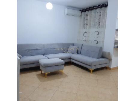 🏡 Apartament 2+1+2 me Qira – Pranë Kopshtit Zoologjik & Vetëm 5 Minuta nga Liqeni i Tiranës