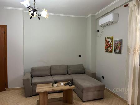 Appartamento 2+1 in Affitto – Vicino a Via Myslym Shyri / Via Islam Alla
