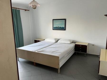 Jepet Me Qera Apartament 2+1+1 Ballkon