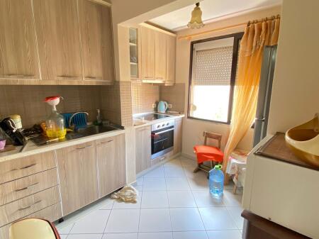 🚪Appartamento in affitto 1+1  📍Medreseja, vicino alla scuola Misto Mame 💶Prezzo 500 euro  