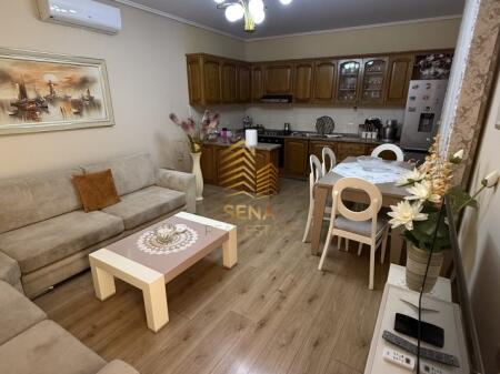 Rent, Apartment 1+1+block, Xhamllik, 450 Euro/month