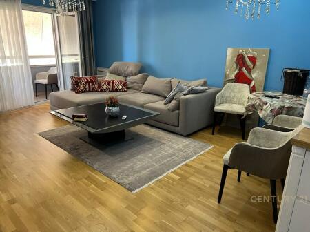 Apartament 1+1 Modern në Shitje pranë Pazarit te Ri