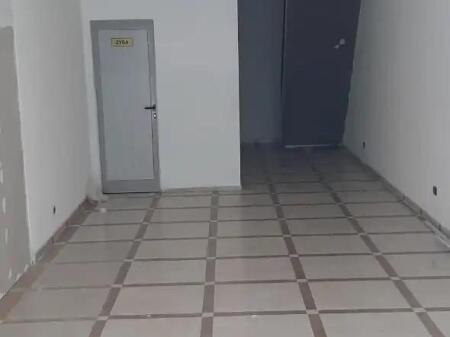 SHOP FOR RENT 18 M2 PAZARI I RI 30,000 LEKE