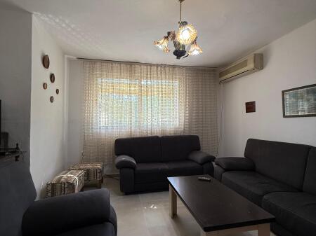 2+1 apartment for rent near the Mosaic of Tirana