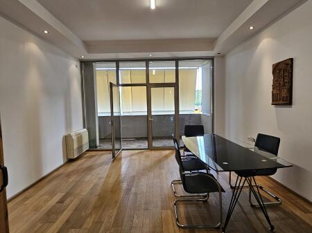 Office space for rent at Garda