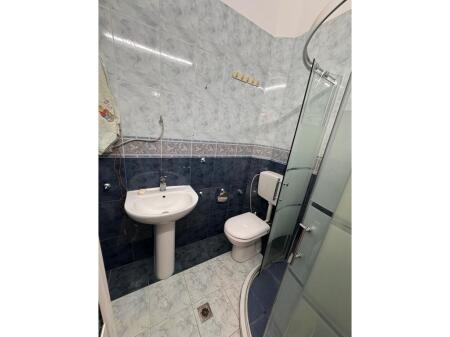APARTAMENT 2+1 PER QIRA, PERBALLE TAIVANIT !