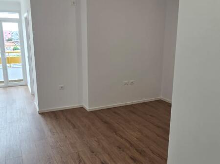 SHITET  APARTAMENT 1+1 PRANE DELIJORGJIT  115.000 euro