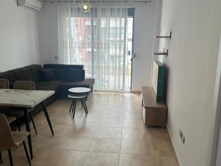 🚨Appartamento 3+1+2 in affitto 📍Brryli, vicino alla maternità Koco Glozheni  