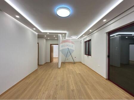 Apartament 2+1+2 prane Gjimnazit Partizani!