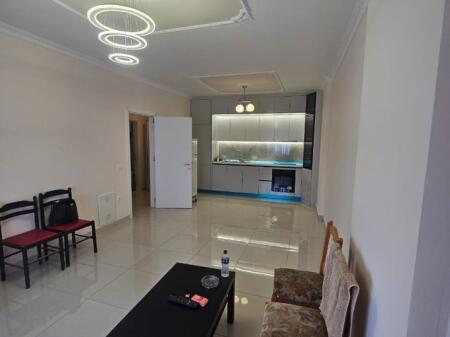 Affittasi appartamento 2+1+2, Casa Italia