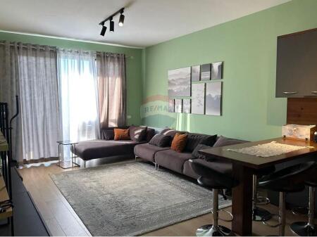 APARTAMENT 2+1 ME QIRA, PORCELAN !