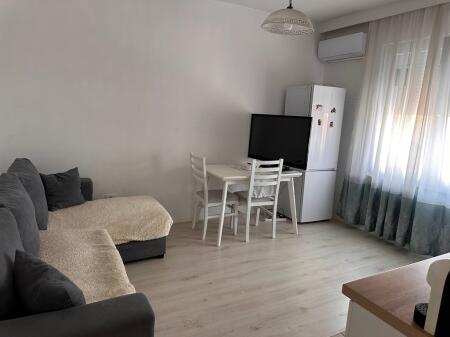For Rent 2+1 Apartment – At 21 Dhjetori, Near the Myslym Shyri Intersection