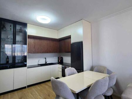 FOR RENT 2+1+PARKING AT GOLDEN PARK AMERICAN 3