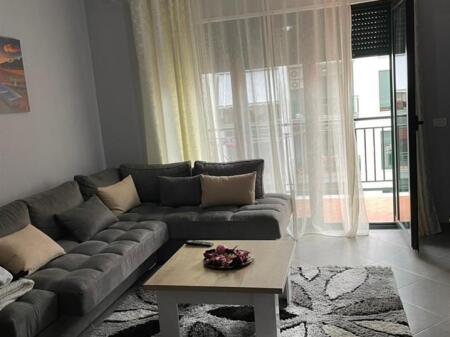 Apartament 1+1 modern me qira në Greer City, Unaza e Re, Tiranë!