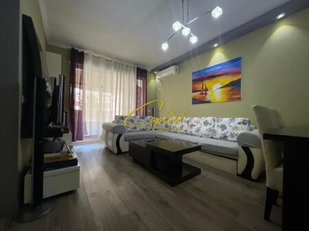 VENDESI APPARTAMENTO 2+1 KOMBINAT 105.000 EURO