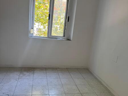Shitet Apartament 2+1 - Farry Fultz