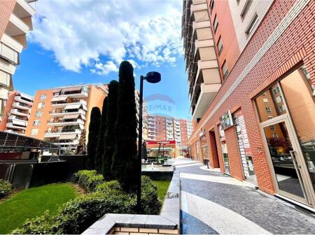 COMMERCIAL SPACE FOR RENT, DELIJORGJI COMPLEX!