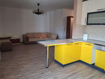 Apartament 1+1 ne shitje Qender