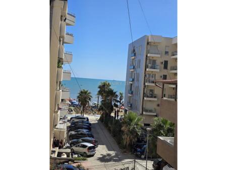 Apartament 1+1 me Qira në Plazh, Durrës !
