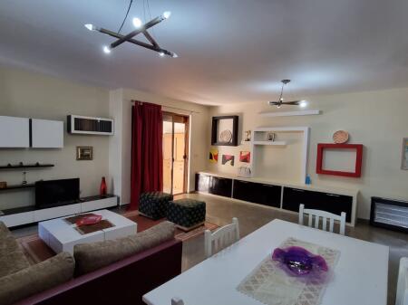 Apartament 2+1 me qira tek Rruga e Elbasanit