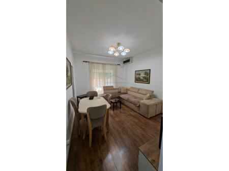 Rent, Apartment 2+1+2, Mine Peza Street, Tirana