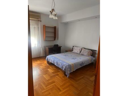 APARTAMENT 2+1+2 ME QERA,TEK RRUGA E KAVAJES-TIRANE!