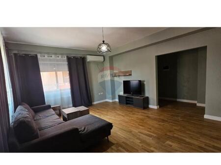 Apartamen 2+1 per qira tek Kopshti Botanik !